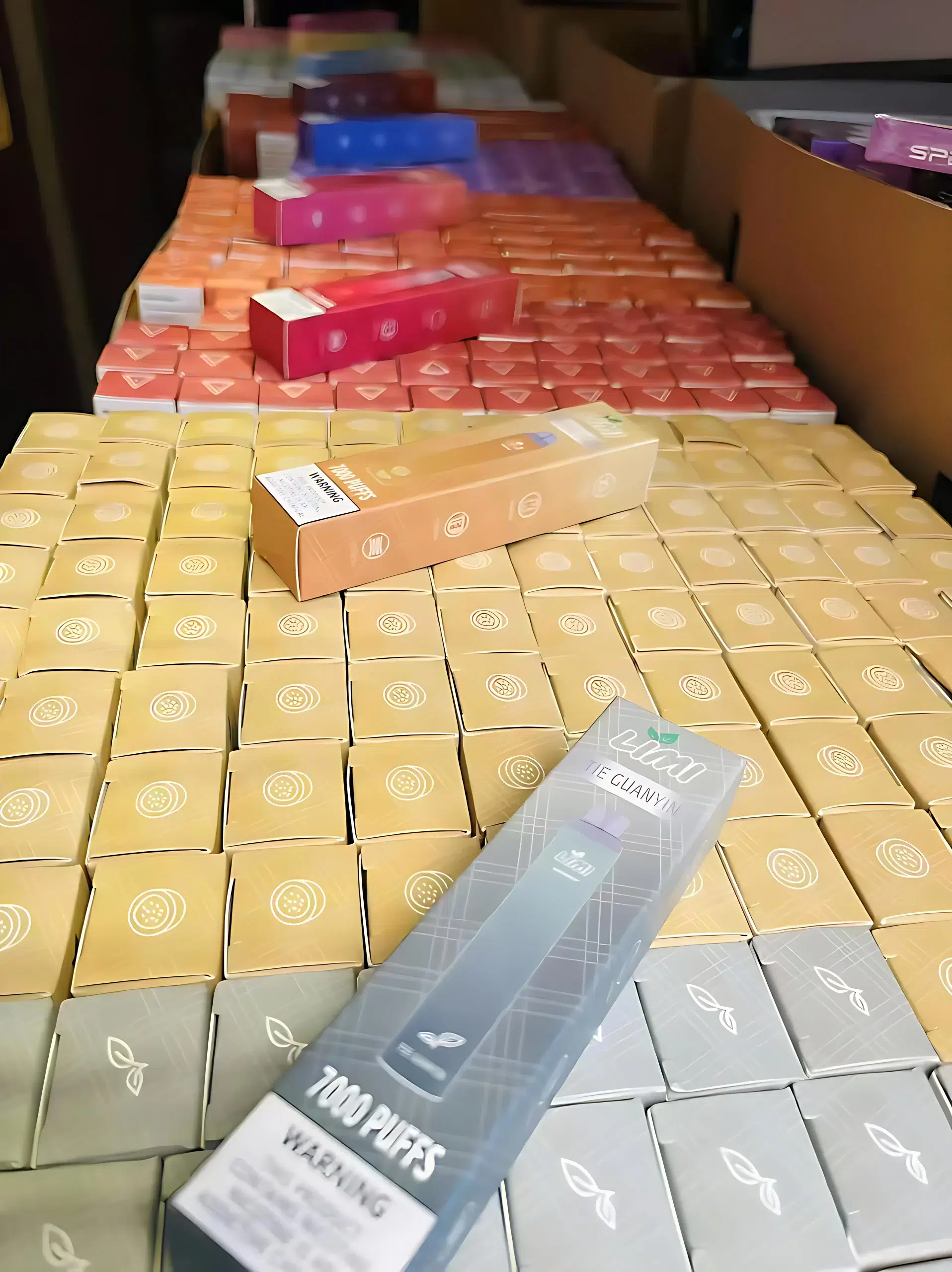LIMI 7000 PUFFS 發光拋棄式電子煙 台灣一次性電子煙推薦 4 LIMI 7000 PUFFS 發光拋棄式電子煙 台灣一次性電子煙推薦:圖片 4
